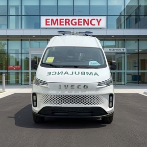 <span class=keywords><strong>Ambulancia</strong></span> <span class=keywords><strong>de</strong></span> Emergencia con Presión Negativa, Vehículo <span class=keywords><strong>de</strong></span> Transporte Médico Personalizado 4x2 LHD/RHD, Aprobado por la CE - Product Image 1
