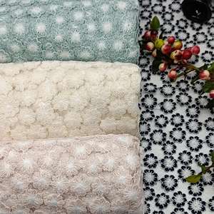 高品质纯色刺绣面料 网眼面料 小花朵刺绣 女式夏季服装 - Product Image 1