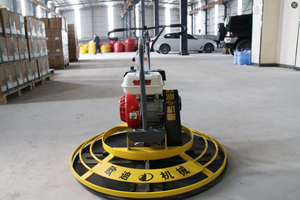 Outil de finition du béton à moteur à essence, flotteur à béton, niveleur à haute efficacité, spatule motorisée, directement de l'usine - Product Image 3