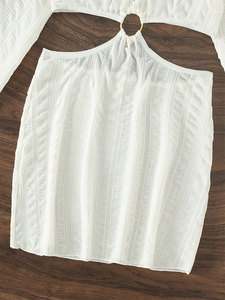 TW Blanc Col en V Évider Wisps Oublié Protection solaire Maillot de bain de plage Bikini Cover up - Product Image 6