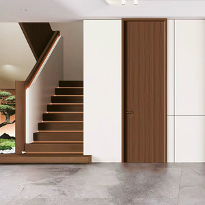 Puertas Interiores de Madera Maciza de Roble con Chapa de Madera Natural Pintada y Ensamblada para Dormitorios, Diseño Nuevo, Venta al por Mayor desde China - Product Image 6