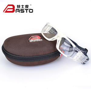 OEM ODM BASTO OEM BL020 2025 Gafas Protectoras Ajustables con Lentes de PC Anti-Impacto para Fútbol y Baloncesto, Más Vendidas - Product Image 4
