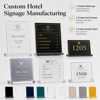Support de signalétique d'hôtel en acrylique transparent, avec logo personnalisé, pour carte de bienvenue, présentoir de table ou de bureau, fabriqué en Chine