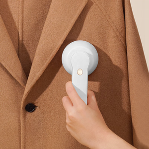 Removedor de Pelusas Portátil Mini, Herramienta de Limpieza para el Hogar, Eliminador de Pelusas de Tela, Abrigos de Lana, Alfombras y Pelaje - Product Image 2