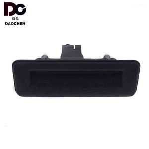 Loquet de déverrouillage du coffre Skoda 5J0827566E noir, pièce de rechange pour Fabia Octavia Superb - Product Image 2
