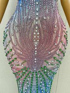 ชุดเดรสยาวถึงพื้นสำหรับงานปาร์ตี้ชุดราตรีชุดราตรีชุดราตรีเปิดไหล่ติดเพชรสีรุ้ง - Product Image 5