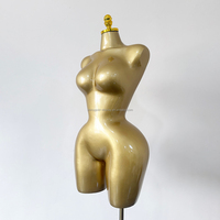Mannequins en Gros Taille L Grande Taille Courbée Femme Pour Robe BBL Haut du Corps Fessier Poitrine Généreuse en Fibre de Verre Peint Or