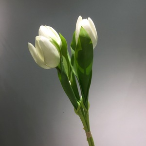 Tulipani Artificiali Real Touch in PU, Mazzi di Tulipani Finti da 45 cm con Foglie Verdi per Vasi, Matrimoni, Decorazioni Primaverili per la Casa, Vendita all'Ingrosso - Product Image 1