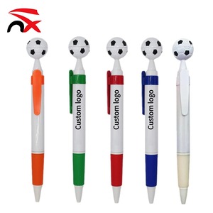 Stylo de football promotionnel, logo personnalisé, stylo à bille en forme de ballon de football, publicité d'<span class=keywords><strong>entreprise</strong></span> unique, accessoires pour fans - Product Image 1