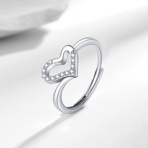 RFJEWEL 2026 Nouvelle Bague Ajustable en Plaqué Or/Argent avec Cœur et Zircon Cubique, Bijou Tendance pour Femme, Vente en Gros - Product Image 6