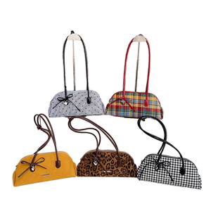 Bolso de Mano Casual con Forma de Lazo y Textura Moderna, con Cierre de Cremallera, Hecho de Material PU, Forro de Poliéster, Bolso Cruzado para Mujer - Product Image 1