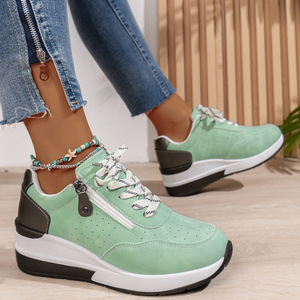 Baskets décontractées pour femmes à la mode chaussures à semelles épaisses compensées transfrontalières nouvelle grande taille confort décontracté pour filles dames - Product Image 3