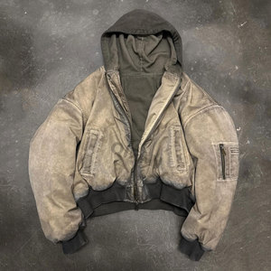 Chaqueta Bomber Corta Personalizada con Acabado Lavado Pesado, Chaqueta Acolchada de Pana con Capucha Abombada - Product Image 2