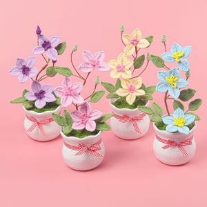 Nouvelle fleur artificielle tricotée à la main 2026, plante de clématite en pot, fleur en crochet pour décoration maison et voiture, cadeau de Saint-Valentin - Product Image 2