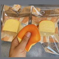1 pièce Hachimi Hawaiian Rolls Squishy de dessin animé ultra doux à remontée lente 6 cm, jouet anti-stress en plastique en forme de pain, vente en gros