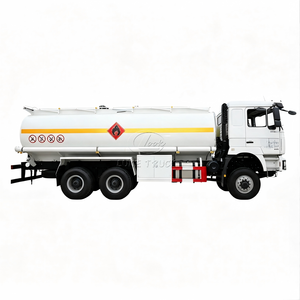 Camion de transport de carburant tout-terrain 4x4 SHACMAN 15m³-28m³ pour la vente – Camion-citerne mobile pour le transport d'essence - Product Image 1