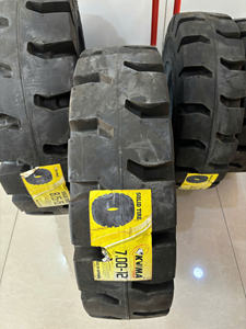 Neumáticos de Camión Negros de Caucho Natural KUMA KF503 4.00-8 5.00-8 6.00-9 6.50-10 7.00-12 8.15-15, Fabricados en Vietnam, Nuevo Éxito de Ventas 2026 - Product Image 4