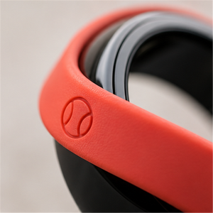 ปลอกหุ้มวงแหวนสำหรับ Oura Ring 4 Gen 3 สำหรับกีฬาเทนนิสและพิคเคิลบอล  วัสดุซิลิโคนป้องกันการเสียดสีที่ด้ามจับไม้ ป้องกันเหงื่อ  ยึดเกาะพื้นสนามได้ดี - Product Image 2
