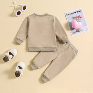 Traje bordado con letras de amor <span class=keywords><strong>para</strong></span> niños y niñas de estilo europeo, conjuntos de ropa de algodón, dos colores, Primavera, Otoño, Día de San Valentín, ropa nueva - Product Image 4