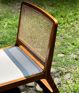 Chaise de jardin en teck avec coussin, mobilier de patio contemporain, sièges pour bord de piscine - Product Image 3