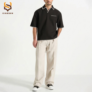Polo en maille texturée noire pour homme, col ouvert, bordure contrastante en zigzag, coupe décontractée, style Old Money, haut de luxe à manches courtes pour l'été - Product Image 3
