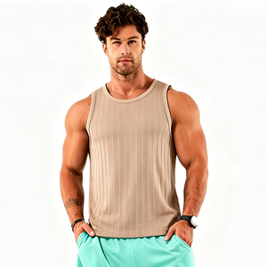 Vente en gros de t-shirts pour hommes Strive, débardeurs pour hommes avec motif personnalisé, débardeurs de haute qualité avec logo personnalisé pour hommes - Product Image 2