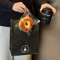Sac en papier kraft noir personnalisé avec logo recyclable pour la restauration, la boulangerie, la vente à emporter, la livraison de nourriture, la restauration rapide