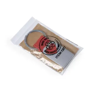 Llavero de aluminio reciclado, gadgets sostenibles - Product Image 2