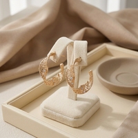 Boucles d'oreilles clous géométriques à volants en zircon, creuses en filigrane de cuivre, bijoux d'oreille pour femme, idéales pour les soirées