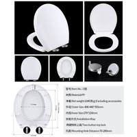Accessoires de salle de bain modernes et élégants, best-sellers, avec couvercles de réservoir en plastique faciles à nettoyer et abattants de toilettes à fermeture lente et fermés.