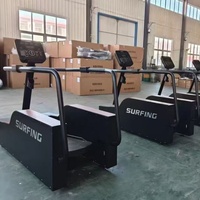Machine de surf pour salle de sport commerciale, machine de simulation de surf cardio, équipement de salle de sport commercial, machine de surf artificielle
