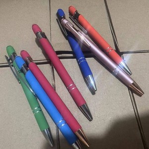 Stylo à bille multifonctionnel en métal aluminium avec écran tactile et logo personnalisé, stylo capacitif Meiji pour activités promotionnelles - Product Image 6