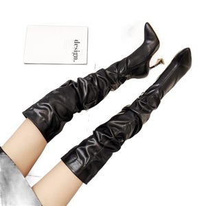 Il 2025 inverno nuovo stile di <span class=keywords><strong>stivali</strong></span> lunghi per le donne, <span class=keywords><strong>stivali</strong></span> <span class=keywords><strong>alti</strong></span> al ginocchio <span class=keywords><strong>bianchi</strong></span> snelli e appuntiti, che dimagrisce le gambe - Product Image 3