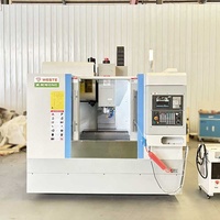 Offre Spéciale XH7126 petite fraiseuse CNC 3 axes de haute précision fraiseuse pour le traitement des métaux
