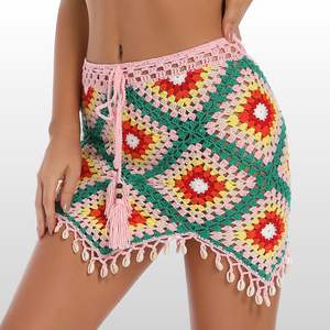 Traje de Baño de Ganchillo Hecho a Mano, Falda Mini de Playa con Diseño de Cuadrados, Falda de Baño con Diseño de Conchas - Product Image 5