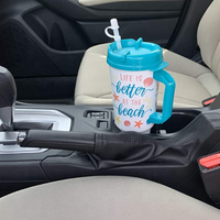 Tasse de voyage en plastique écologique de 32 onces avec couvercle pivotant bouteilles d'eau jetables poignée pailles à vendre