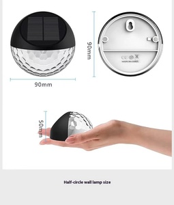 <span class=keywords><strong>Lampe</strong></span> <span class=keywords><strong>solaire</strong></span> LED étanche pour clôture, éclairage mural à économie d'énergie pour patio et jardin, corps en ABS étanche - Product Image 3