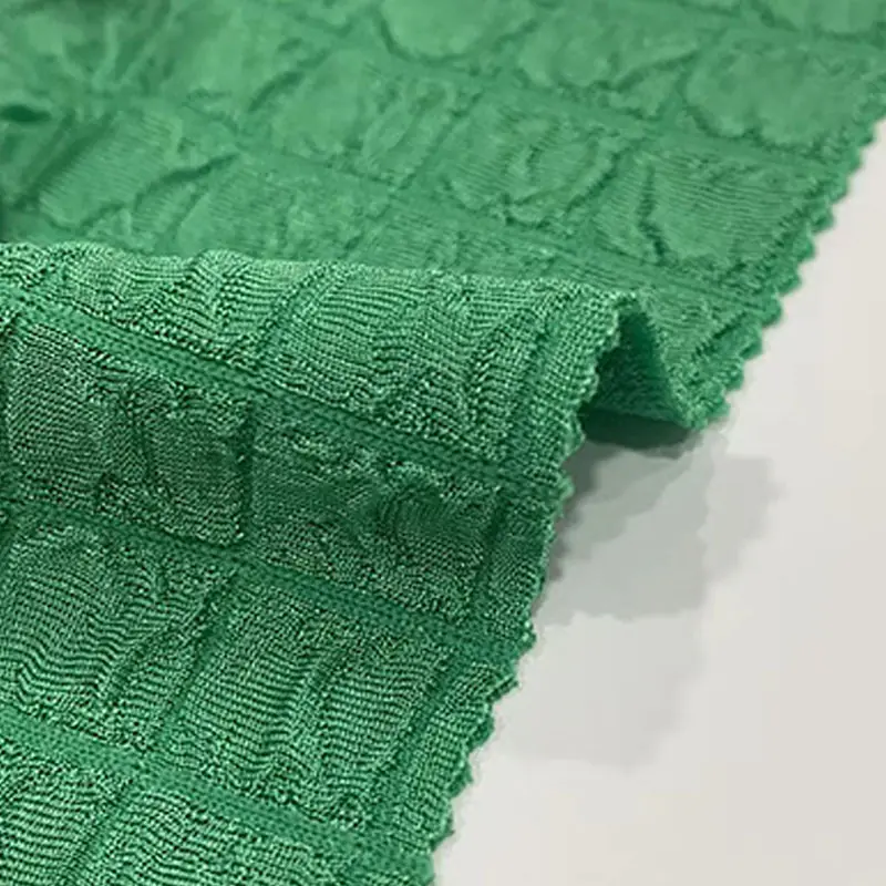 Fabrik preis Fest gefärbt 90% Polyester 10% Elasthan Crinkle Knitting Fabric Produkt