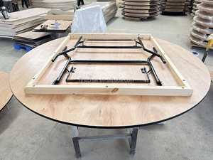 שולחן אירועים עגול מתקפל מעץ אלגנטי ומודרני, גדול 1.8 מטר, לאירועים במלון, מסיבות וכנסים - Product Image 2