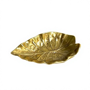Vajilla Tazón Fruta Aperitivos Bandeja para servir a barato y Mejor Precio Diseño de hoja de metal Forma de hoja Comida Ensalada Plato para servir Boda - Product Image 1