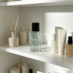Flacon <span class=keywords><strong>de</strong></span> parfum <span class=keywords><strong>Eau</strong></span> <span class=keywords><strong>de</strong></span> <span class=keywords><strong>Toilette</strong></span> moderne et luxueux au design robotique unique, 30 ml, bleu clair, parfum longue durée, vaporisateur personnalisé - Product Image 5