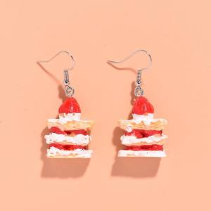 Pendientes de gancho con colgante de chocolate Take A Bite de resina creativa para mujeres y niñas, pendientes de comida de simulación - Product Image 6