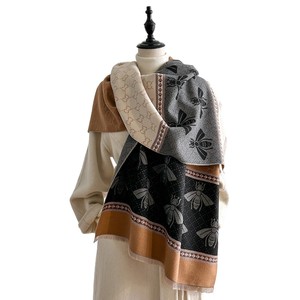 Autunno inverno nuovo scialle aria condizionata <span class=keywords><strong>vespa</strong></span> alla moda spessa e calda sciarpa leggera di lusso Versatile sciarpa all'ingrosso - Product Image 5