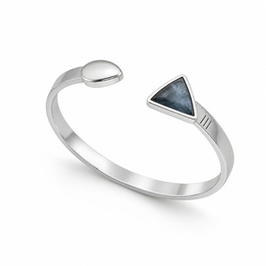Bracelet manchette en argent sterling 925 avec labradorite, pierre précieuse naturelle triangulaire, jonc ouvert, bijoux minimalistes modernes pour femmes - Product Image 1