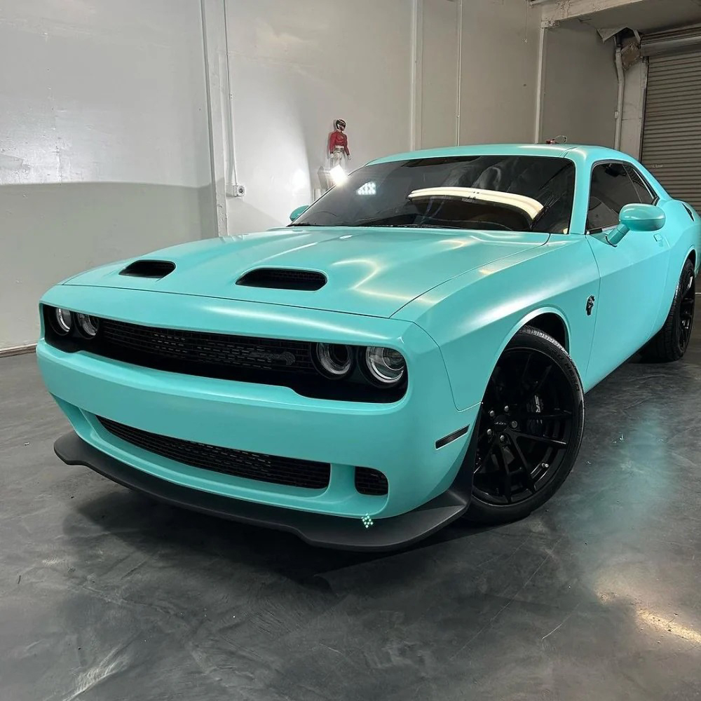 Bleu cyan satiné