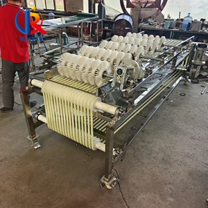 Máquina clasificadora automática de manzanas de alta eficiencia con clasificación de tamaño de precisión, ideal para el procesamiento postcosecha de huertos - Product Image 4