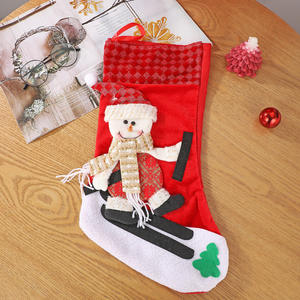 Sac à pommes de Noël en forme de dessin animé JQ - Sac cadeau de Noël et <span class=keywords><strong>chaussettes</strong></span> décoratives fabriquées en Guangdong, marque OEM - Product Image 2