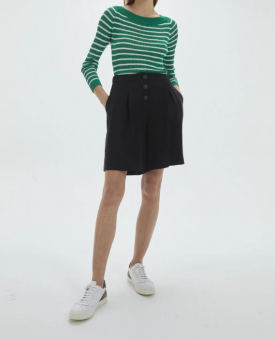 สีเขียว