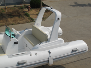 RIB520C, venta directa de fábrica, <span class=keywords><strong>yate</strong></span>, consola central de <span class=keywords><strong>6</strong></span> <span class=keywords><strong>personas</strong></span>, bote inflable de fibra de vidrio - Product Image 5