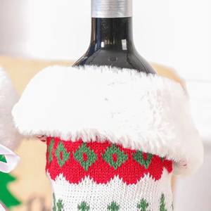 Funda para Botella de Vino Navideña, Suéter Tejido Navideño para Botella de Vino Tinto, Juego de Fundas para Botella de Cerveza con Diseño de Árbol de Navidad y Copo de Nieve - Product Image 3